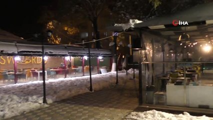 Kimsesizlere Ev, Öğrencilere Kütüphane