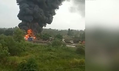 Tempat Penampungan BBM Ilegal di Ogan Ilir Terbakar