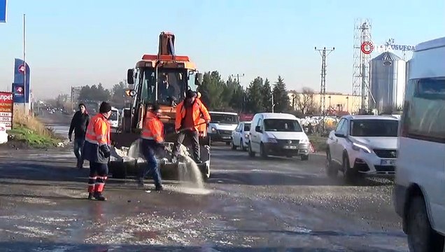 Şanlıurfa’da buzlanma zincirleme kazaya neden oldu
