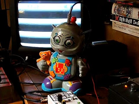 ROBOT CIRCUIT BENDING