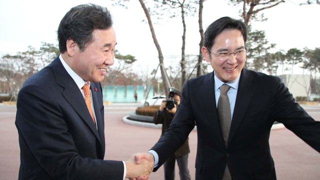 이낙연 총리, 이재용 부회장 만났다... 삼성 의무 다하겠다 / YTN