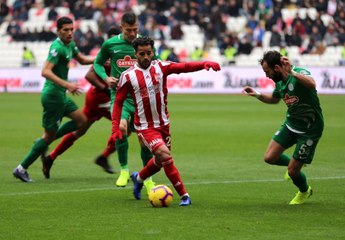 Beşiktaş, DG Sivasspor'da Forma Giyen Douglas'ın Peşine Düştü