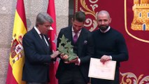 Sergio Ramos recibe el '7 Estrellas del Deporte' de Madrid