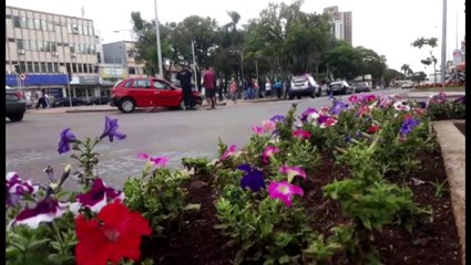 Colisão deixa trânsito parcialmente interditado no Centro