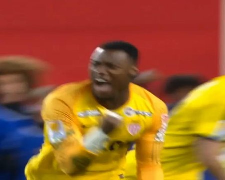 لقطة: كأس الرابطة الفرنسية: الحارس بادياشيلي يحسم فوز موناكو من علامة الجزاء