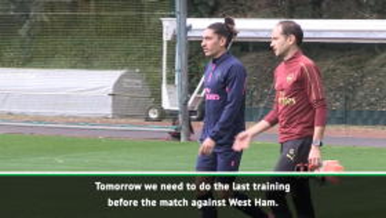 Emery pleased to have Bellerin and Ozil back for West Ham