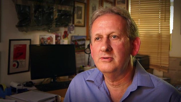 WW2 Air Crash Detectives S01E06 - Death in the Moonlight: Turwestone Wellington Collision