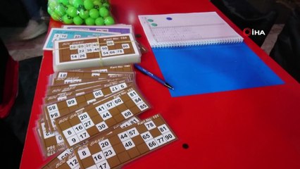 Tombala oynatılan iş yerinde polisin gelişini kameradan takip etmişler