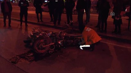 Kocaeli'de Motosiklet Temizlik Aracına Çarptı: 1 Ölü