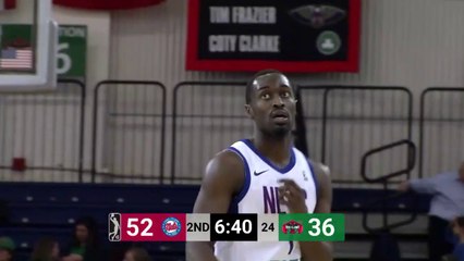 Theo Pinson drops CAREER-HIGH 43 points vs. Maine