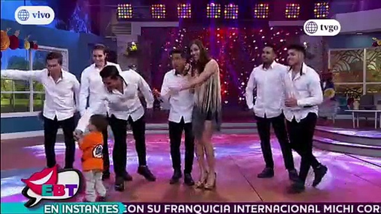 'Carloncho' quedó cautivado con el hijo de Jonathan Rojas