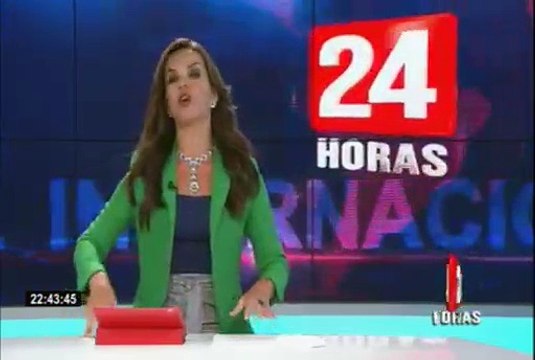 Jirafa sorprende a comensales en un restaurante de Sudáfrica