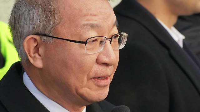 양승태 조사 9시간째... 혐의 전면 부인 / YTN