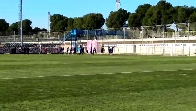 Penúltimo Entrenamiento del Real Zaragoza Antes del Partido contra el Málaga