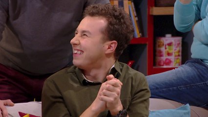 Familja Kuqezi - Martesa per dokumenta