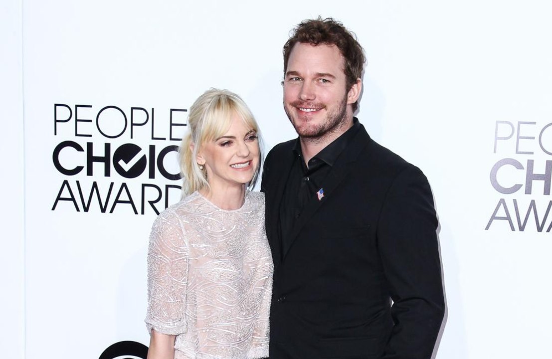 Anna Faris e Chris Pratt mantêm relacionamento amigável pelo filho