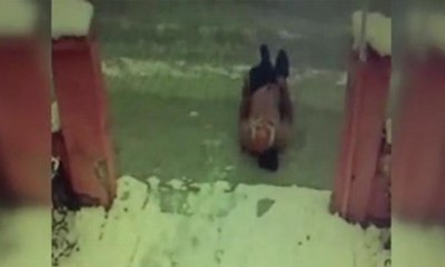 Buz tutan yolda düştü, beyin kanaması geçirdi