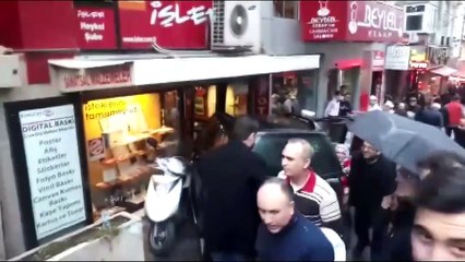 Kadın sürücü fren yerine gaza basınca - BURSA