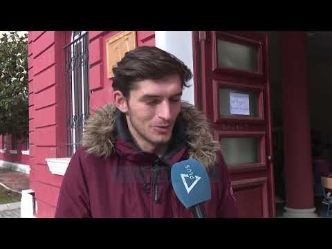 Studentët, Përplasje tek Ekonomiku - News, Lajme - Vizion Plus