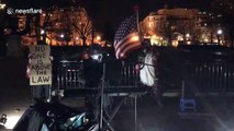 #KremlinAnnex protesters gather outside White House as government shutdown nears record