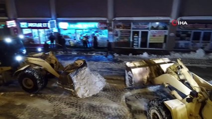 Nevşehir şehir merkezinde kar temizleme çalışmaları havadan görüntülendi