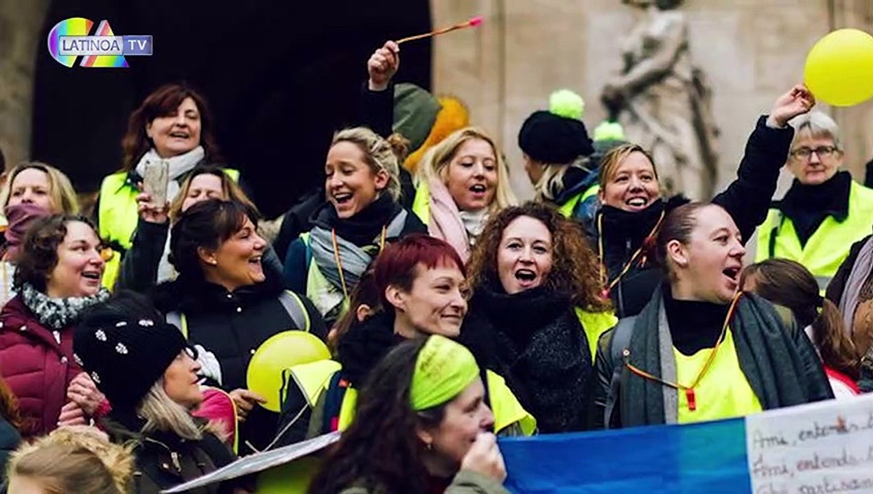Mujeres Chaleco Amarillo Manifestan en Francia | LATINOATV