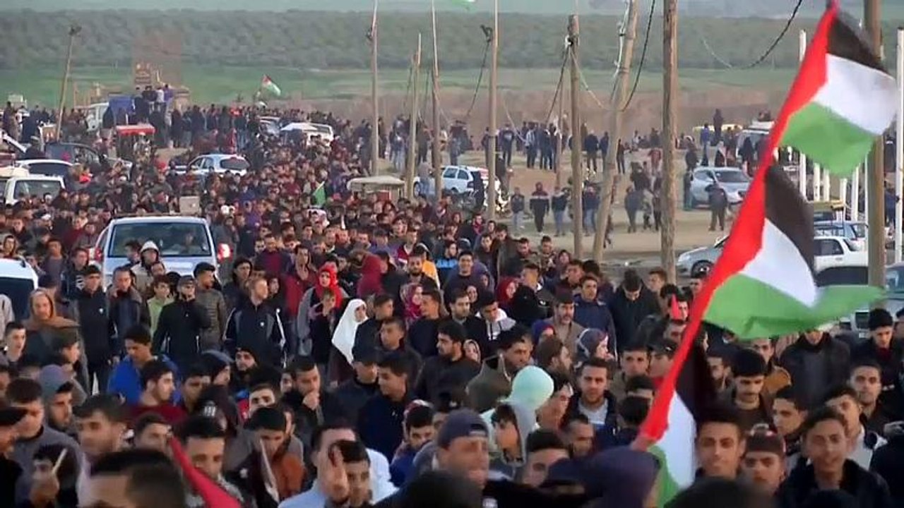 مقتل فلسطينية برصاص الجيش الإسرائيلي في احتجاجات مسيرات العودة بغزة