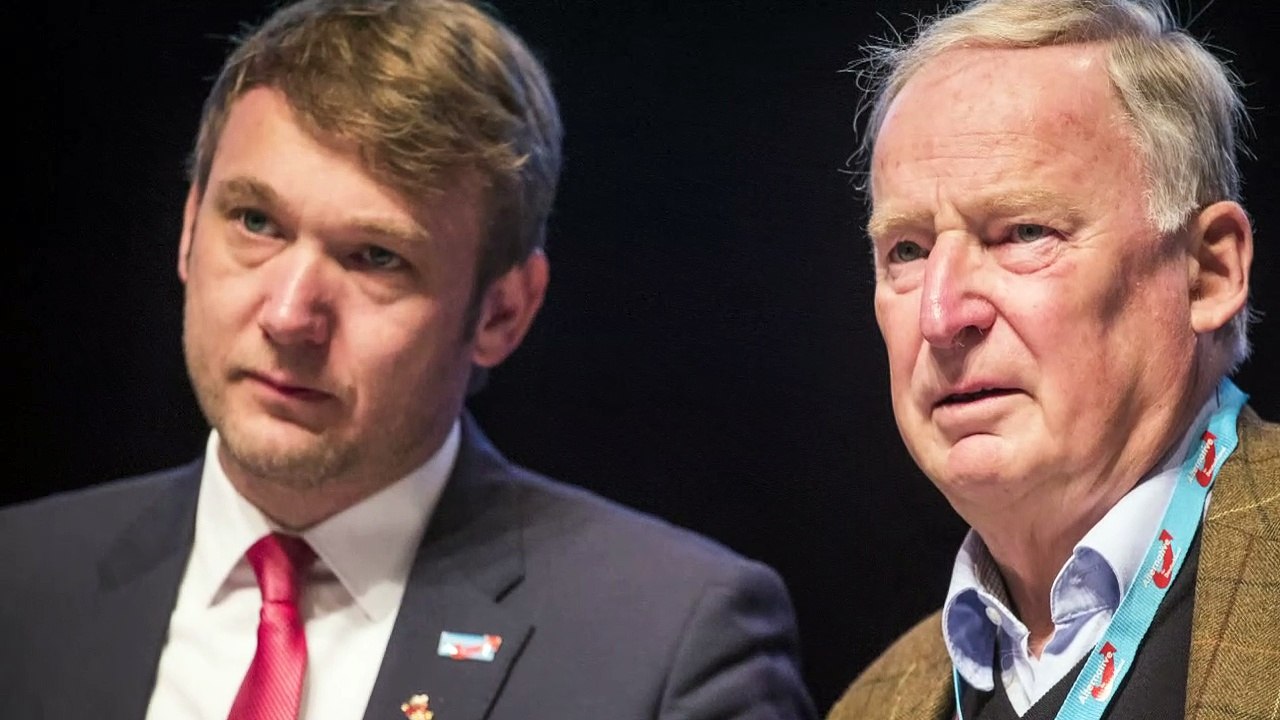 AfD gibt sich siegesgewiss - und bekommt Konkurrenz von rechts