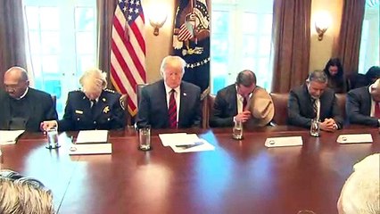 Trump dice que no va a declarar emergencia nacional "tan rápido"