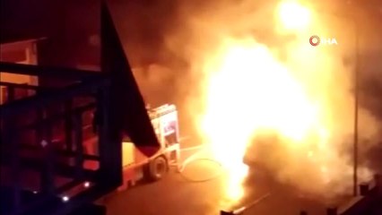 Seyir Halindeki Minibüs Alev Alev Yandı