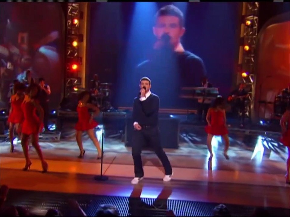 Robin Thicke Lost Without U (BET Awards 6-26- 2007)