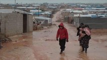 النازحون السوريون بتركيا يعانون من الأمراض وقلة الرعاية الطبية