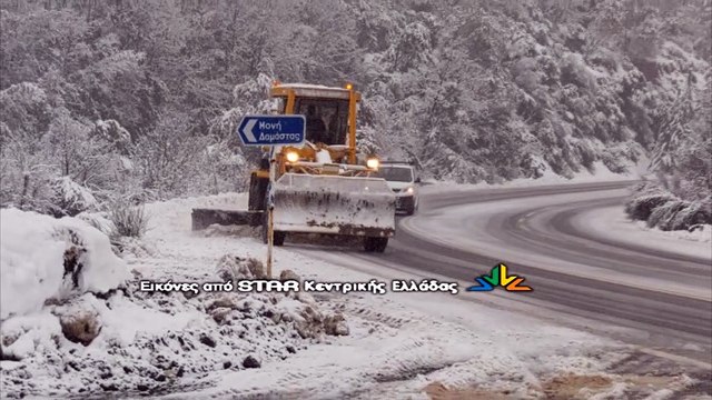 Έντονη χιονόπτωση στον δρόμο προς το Μπράλο
