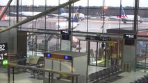 Dha Dış - Almanya'da Havalimanlarında Güvenlik Personeli Bir Günlük Grevde