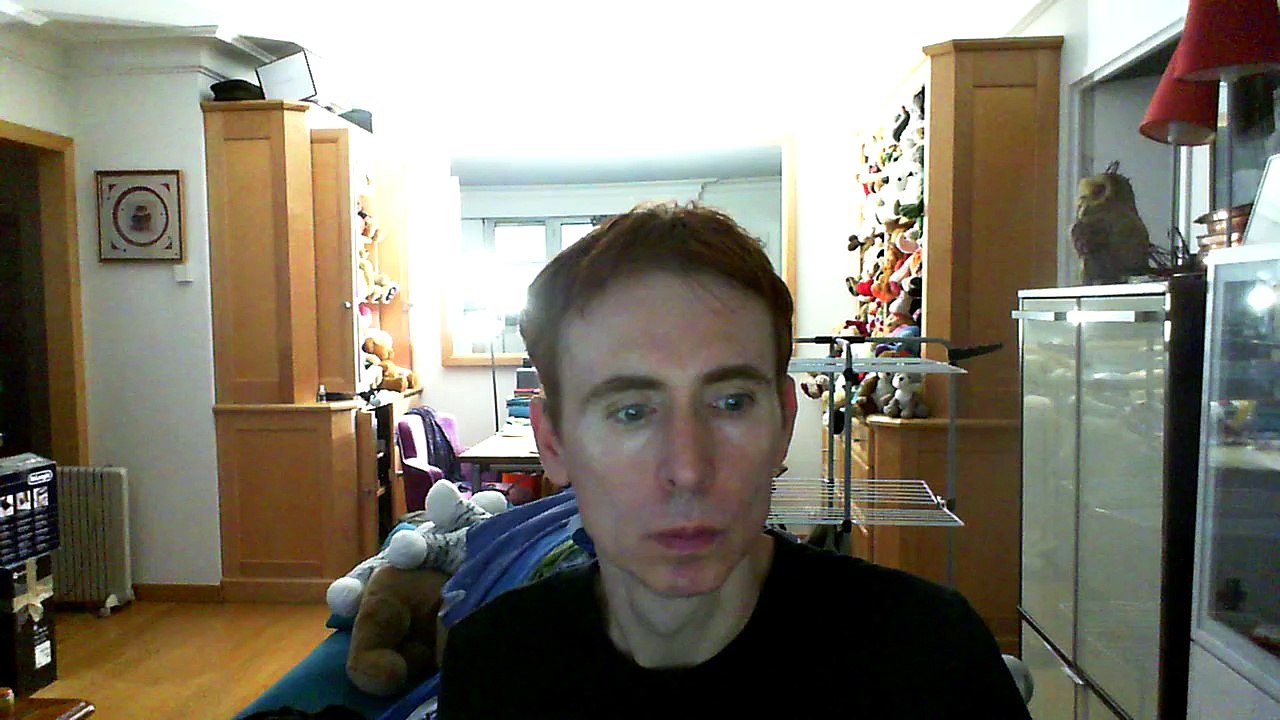 Wiwi égratigne "l'enfant et la mer" de Scylla & Sofiane Pamart