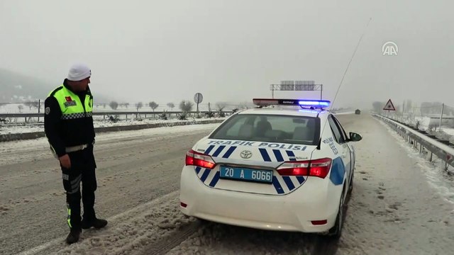 Denizli-Antalya kara yolunda ulaşım kontrollü sağlanıyor - DENİZLİ