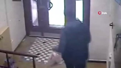 Eski Başbakan Necmettin Erbakan'ın Kardeşini de Dolandıran Zanlılar, Polis Operasyonuyla Yakalandı