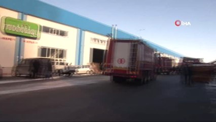 Mobilya Atölyesinde Çıkan Yangın Kontrol Altına Alındı