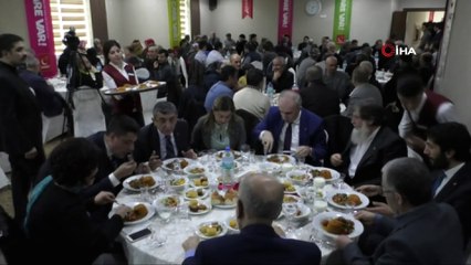 SP Lideri Temel Karamollaoğlu: “Herkes lidere bakarak kendisine çeki düzen verir”