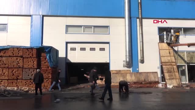 Kayseri'de Mobilyacılar Sitesinde Yangın