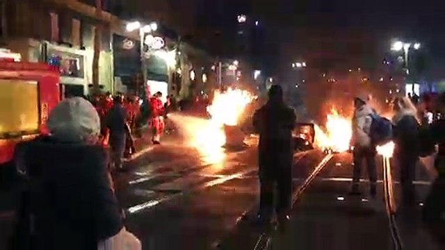 Manifestation à Marseille : des incendies de poubelles sur la Canebière