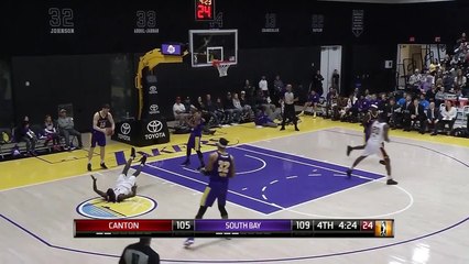 Sir'Dominic Pointer attacks the rim!