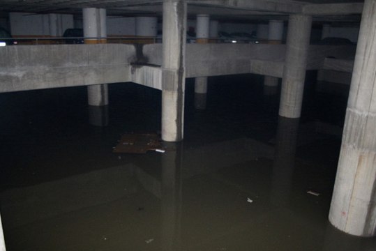 İzmir Şehirlerarası Otobüs Terminali Sular Altında Kaldı