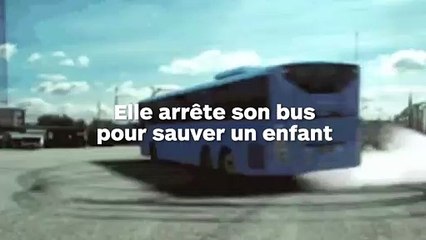 La conductrice de bus sauve un bébé