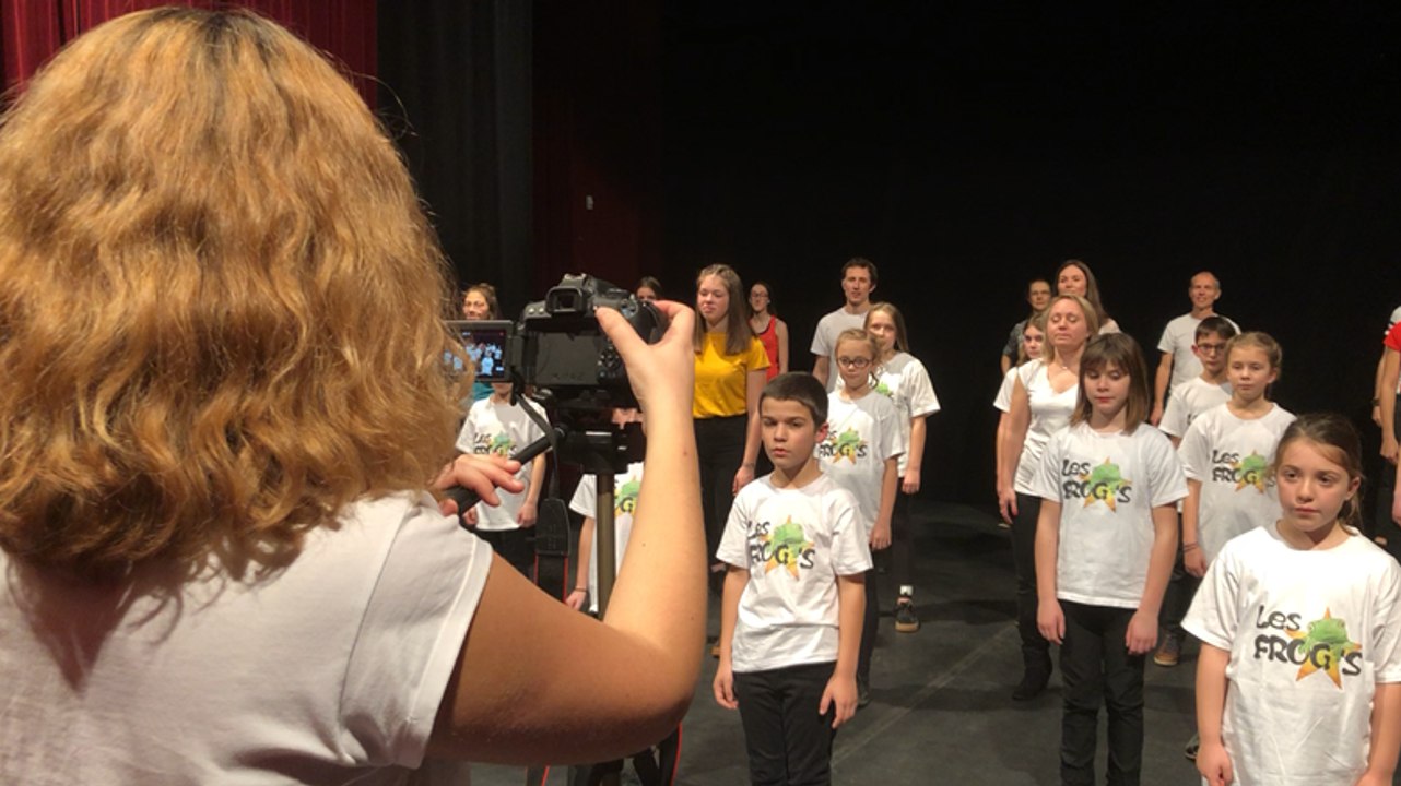 À Mayenne. L’association les Frog’s tourne un clip au Grand Nord