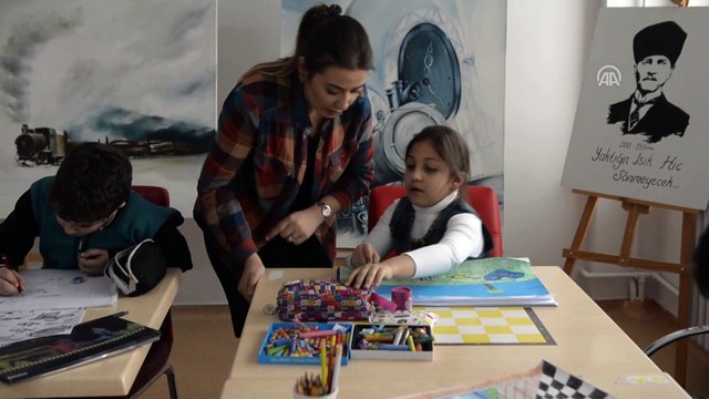 'Doğu Ekspresi' resim öğretmenine ilham kaynağı oldu - KARS