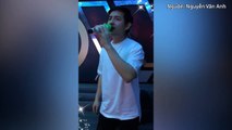 Đông Nhi quẩy chúc mừng sinh nhật Ông Cao Thắng trong phòng Karaoke