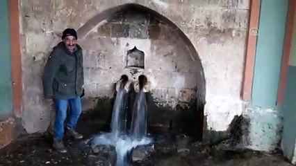 Yağışlar, 10 yıldır su akmayan çeşmeden su akıttı - GAZİANTEP