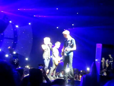 INDOCHINE Strasbourg 1/12/18 2ème vague J'ai demandé a la lune