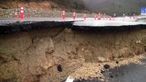 Heyelan nedeniyle yol trafiğe kapatıldı - DÜZCE